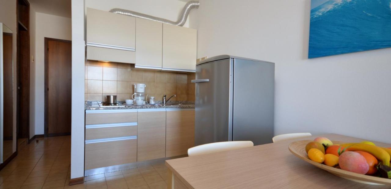 Residenza Olimpo Apartment Lignano Sabbiadoro Exterior photo